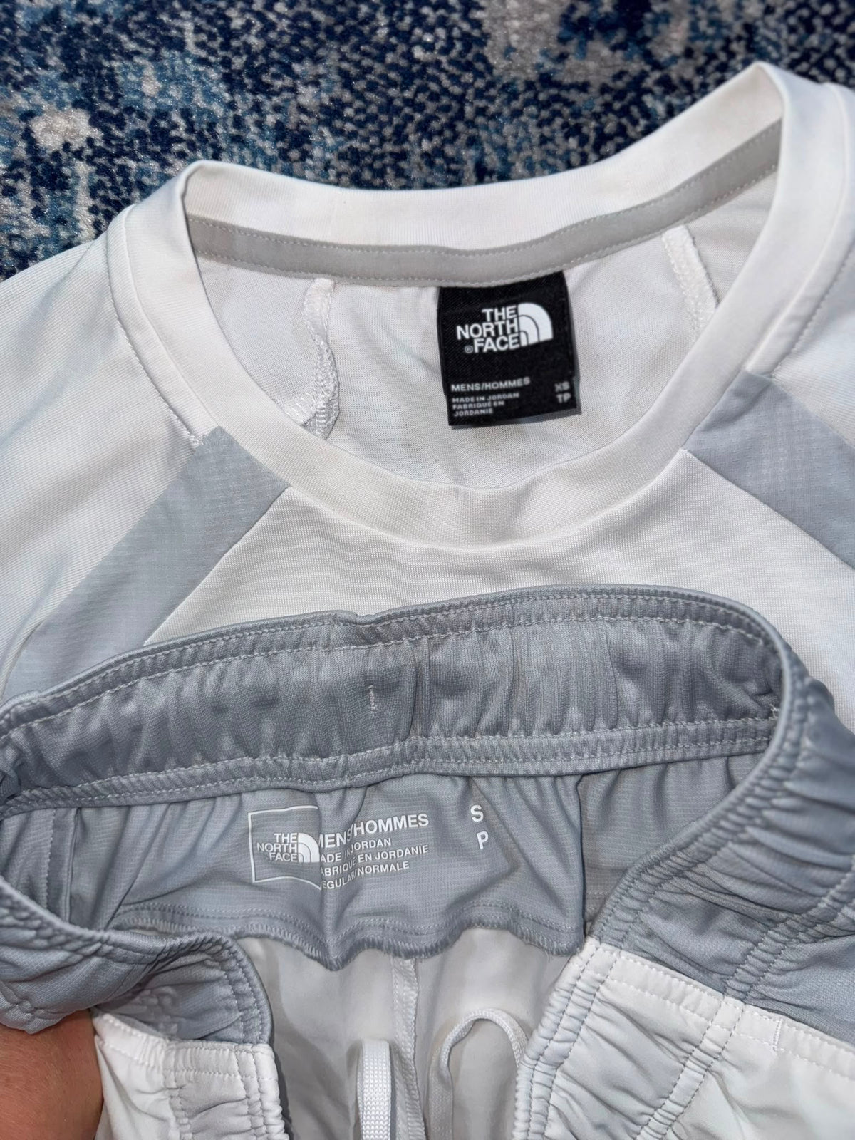 The North Face T Shirt and Shorts Set – White / grey in White / grey, men's Mixed Sizes – detail view
