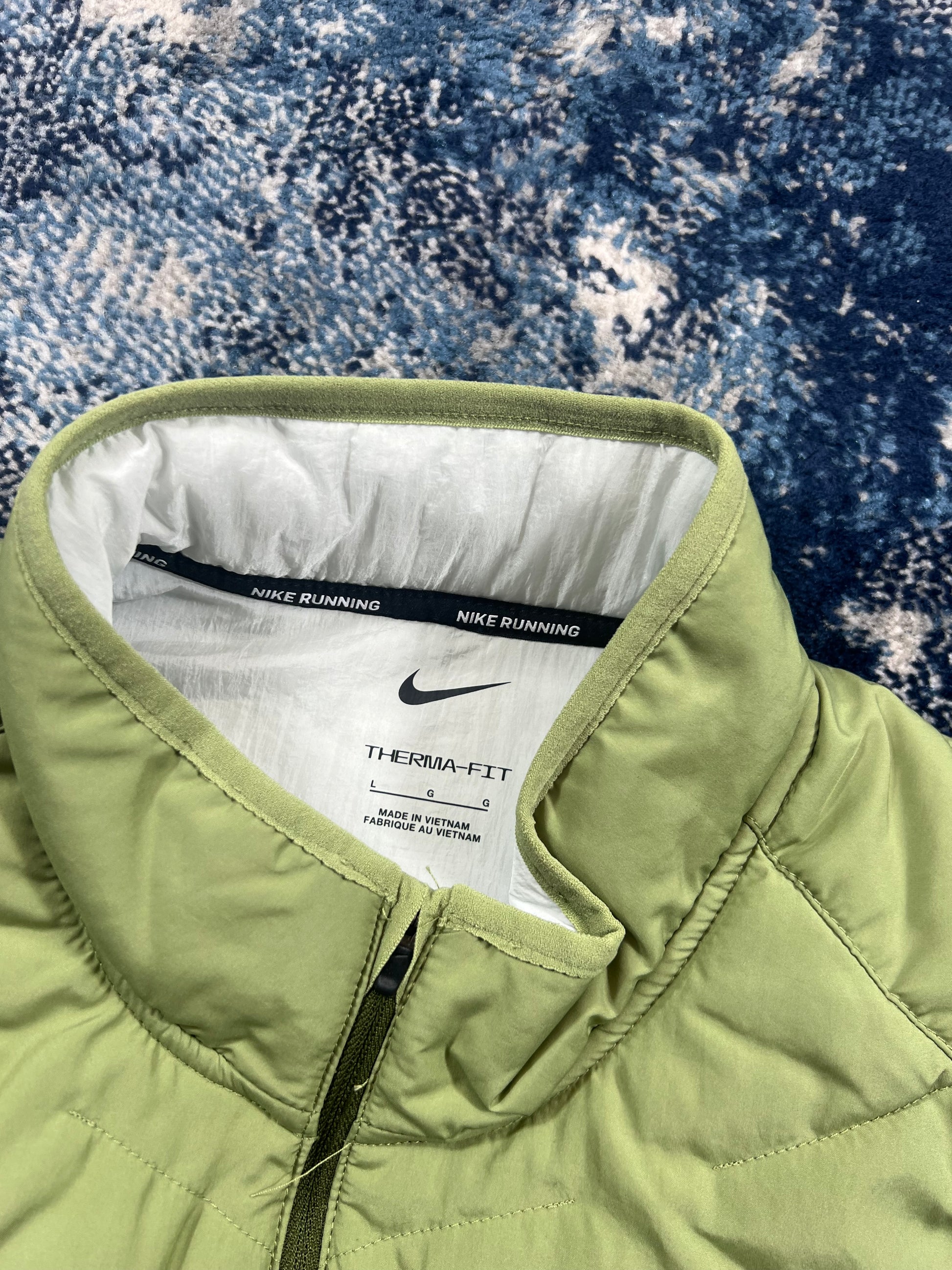 Nike TechKnit ADV Long Sleeve & Therma-FIT Gilet Set Khaki Green Men’s Large in Khaki Green, men's Large – detail view