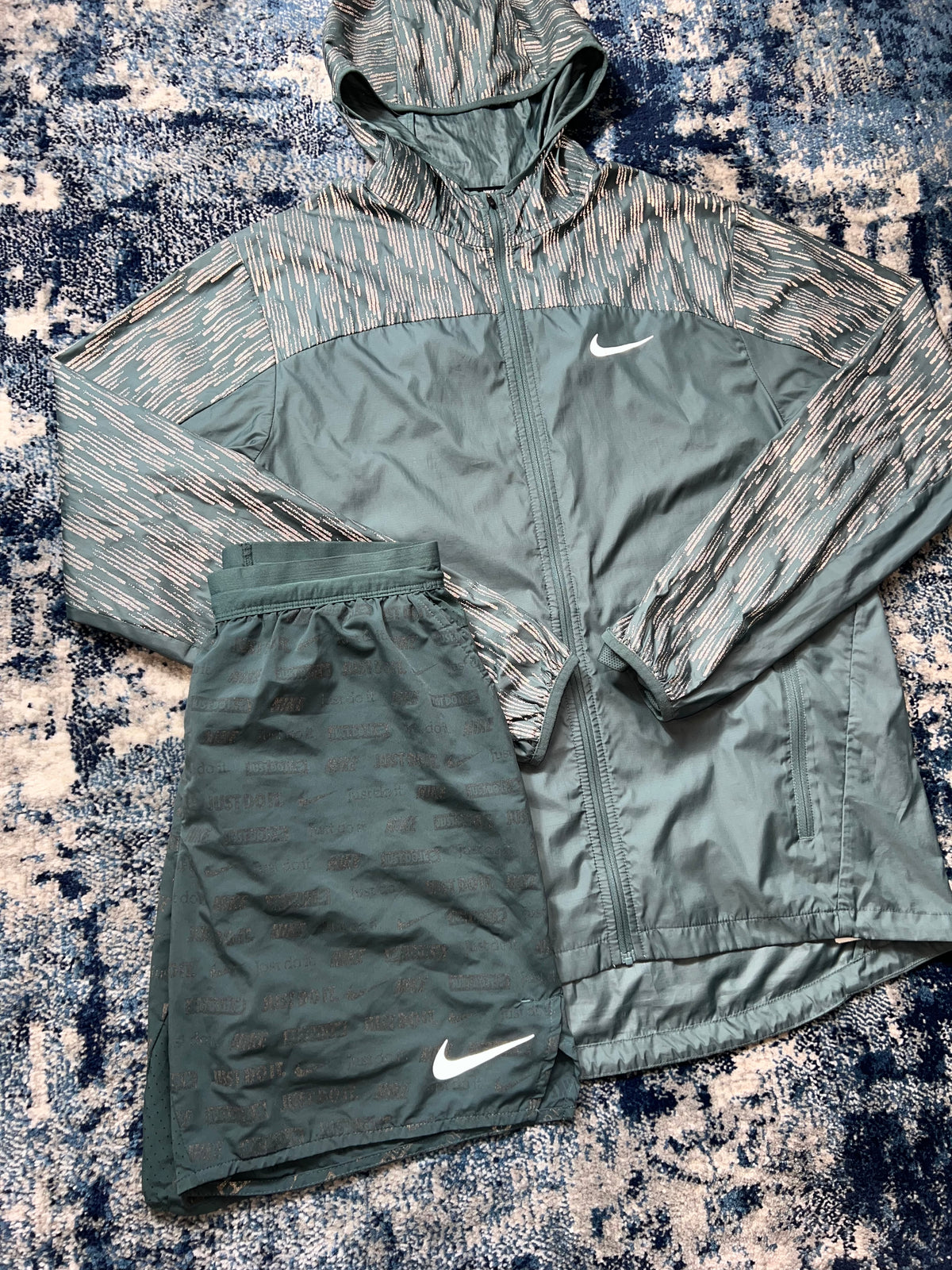 Nike Flash Windrunner & Reflective Just Do It Shorts Running Set Dark Green in Dark Green, men's Mixed Sizes – alternate view