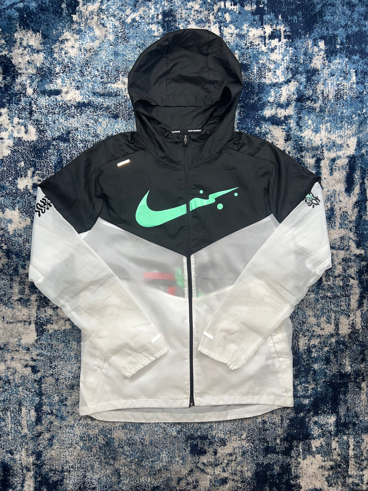 Nike Tokyo Windrunner Jacket Black White Green Men’s Small – Black / White / Green in Black / White / Green, men's Small –…