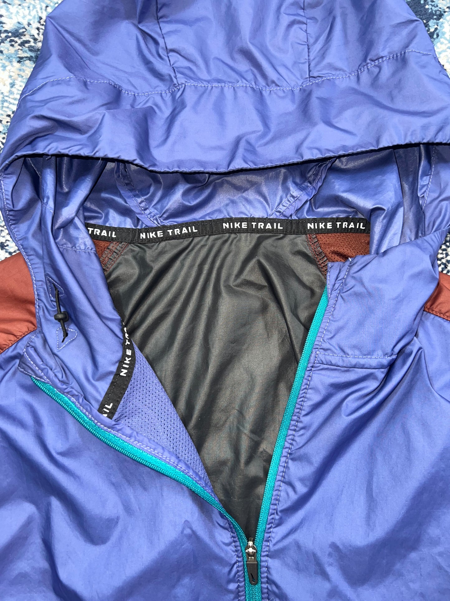 Nike Trail Storm-FIT Windrunner Jacket Burgundy Black Men’s Large – Burgundy / Black in Burgundy / Black, men's Large –…