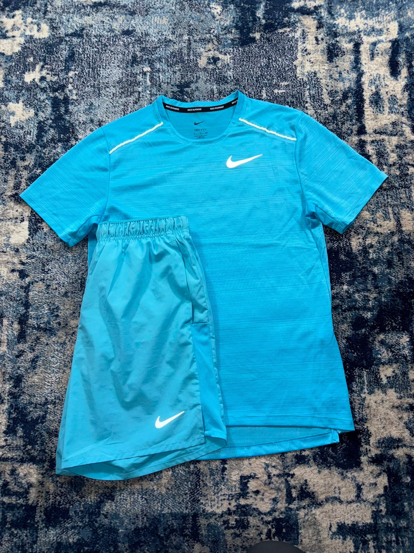 Nike Miler T Shirt / Challenger Shorts Running Gym Set – Baltic blue, Men's Small in Baltic blue, men's Small – front view