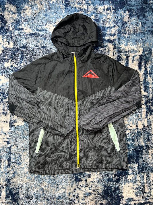 Nike Trail Lightweight Windrunner Jacket Black Grey Yellow Red Men’s Medium – Black / Grey / Yellow / Red in Black / Grey /…