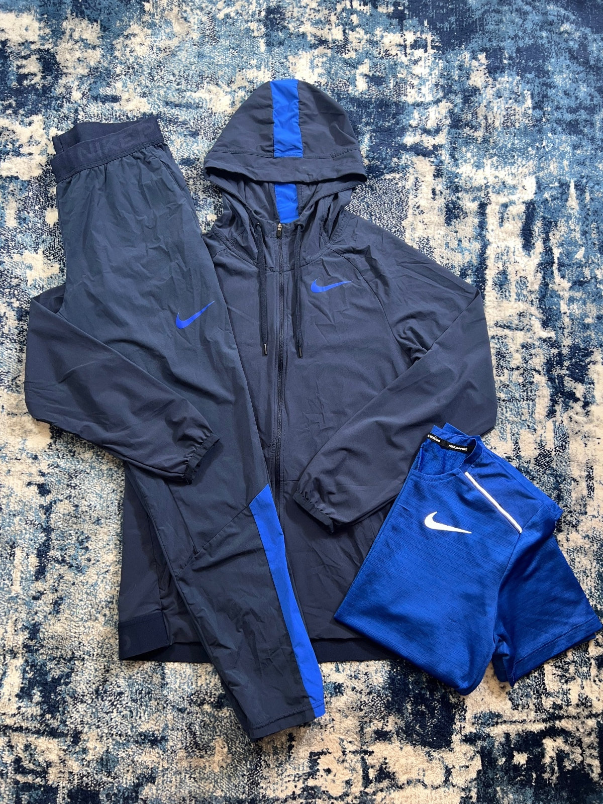 Nike Pro Vent Max Miler three-piece men's blue running set, size Small – view 1