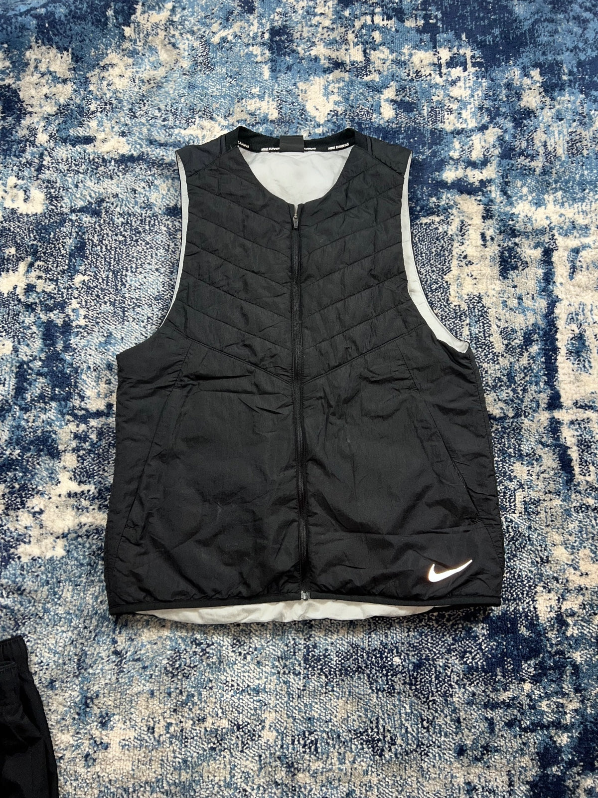 Nike Aerolayer Gilet Miler 3 Piece Tracksuit Set – Black, Men's Small in Black, men's Small – detail view