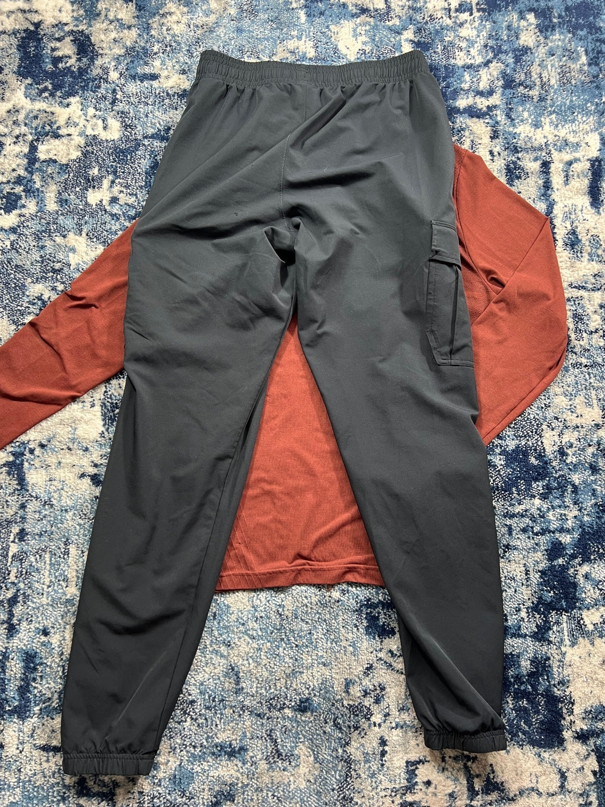 Under Armour Fitted 1/4 Zip / Black Cargo Bottoms Tracksuit Set - product image