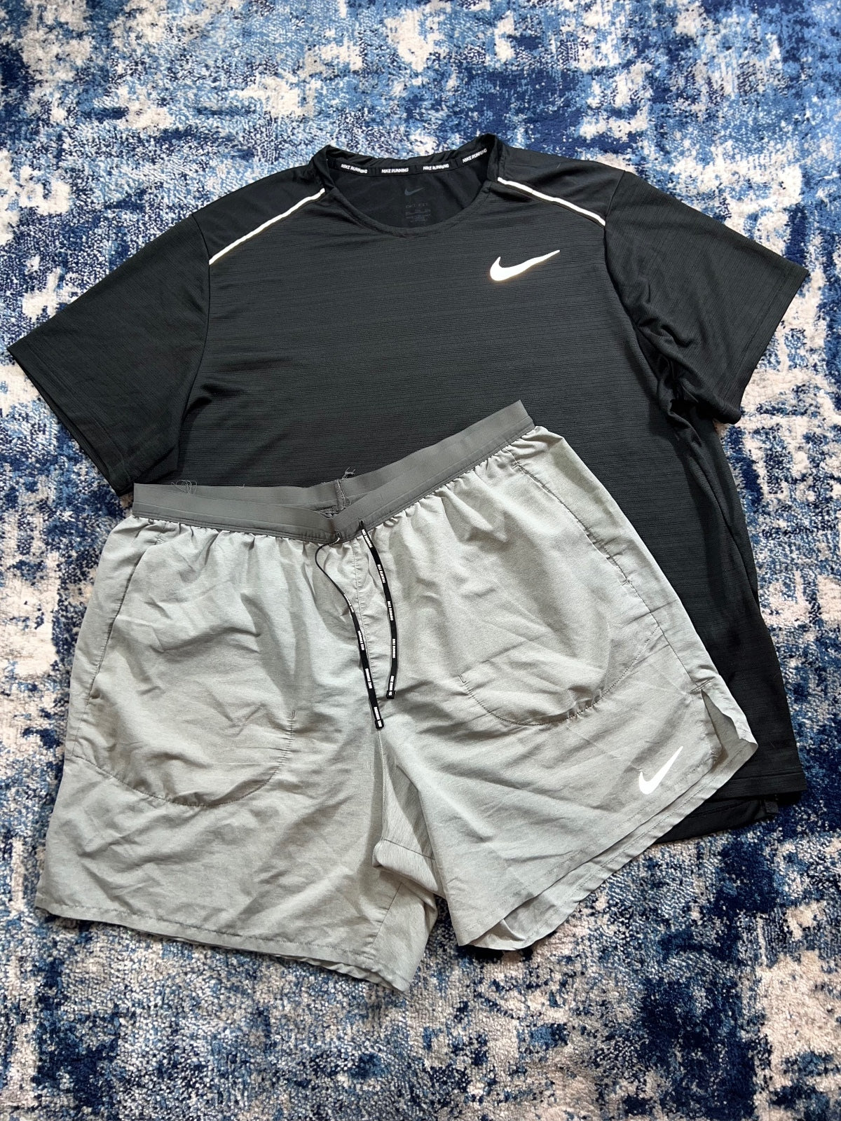 Nike Miler T Shirt / Flex Stride Shorts Running Gym Set – Black, Men's XL in Black, men's XL – detail view