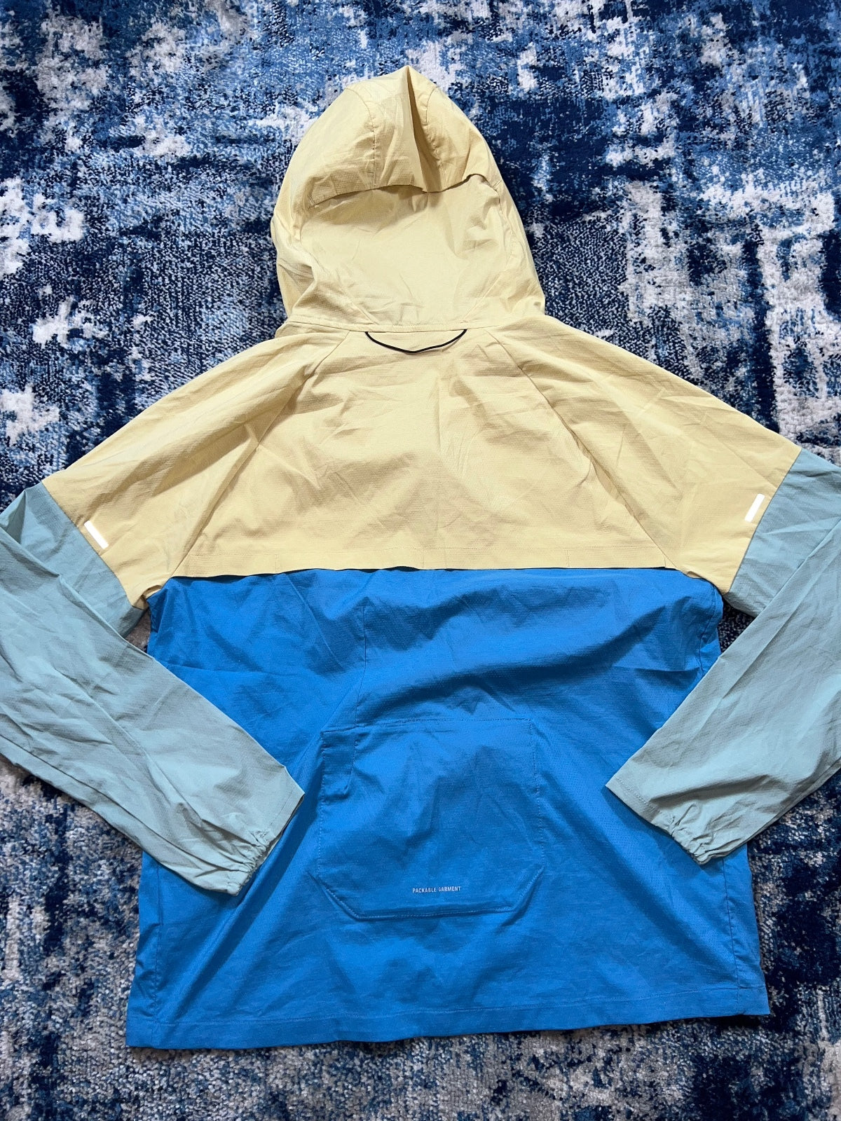 Nike Repel UV Packable Windrunner Jacket – Blue, Men's Medium in Blue, men's Medium – detail view