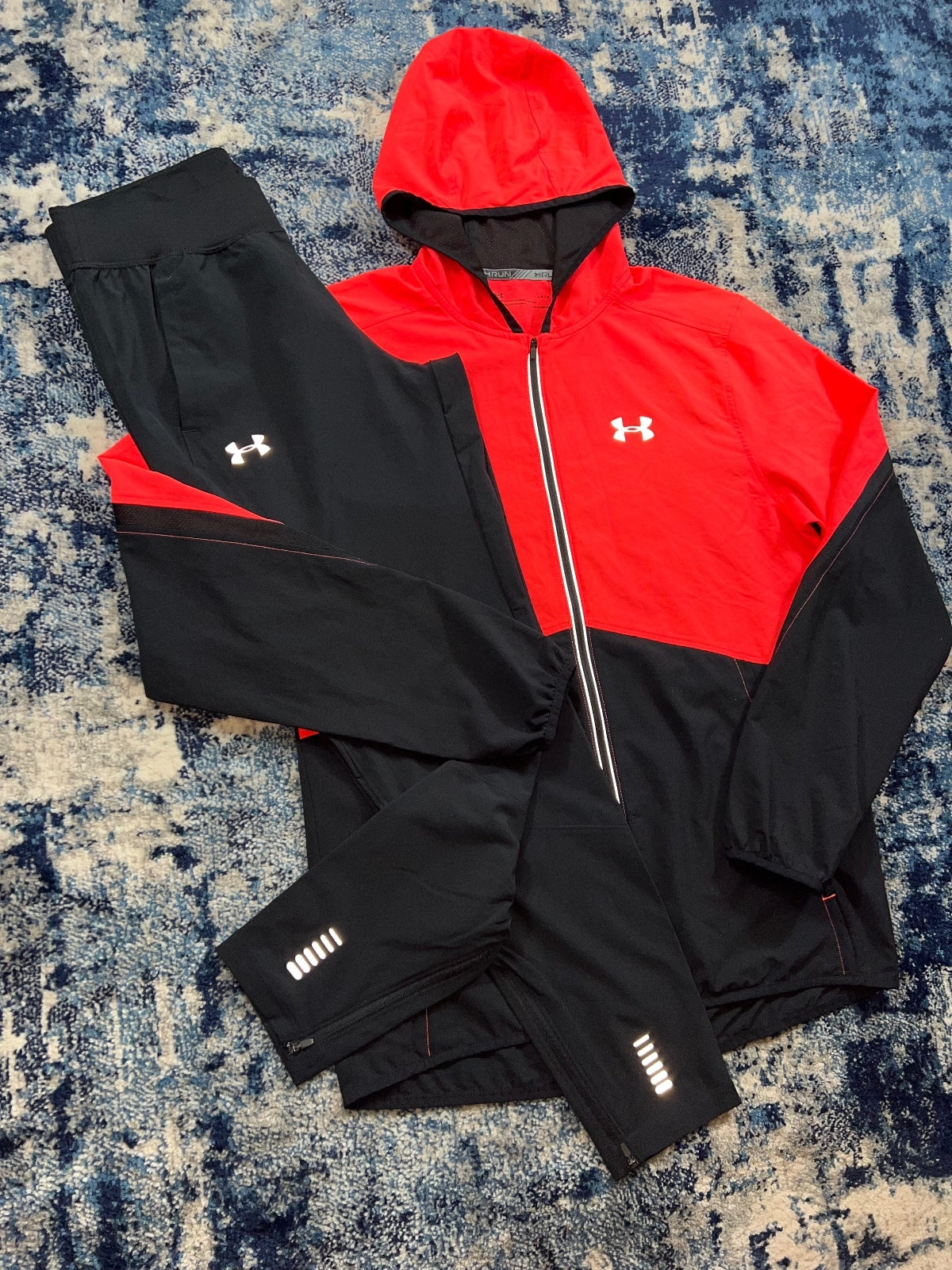Under Armour XRun HeatGear Fitted Tracksuit – Black, Men's Medium in Black, men's Medium – detail view
