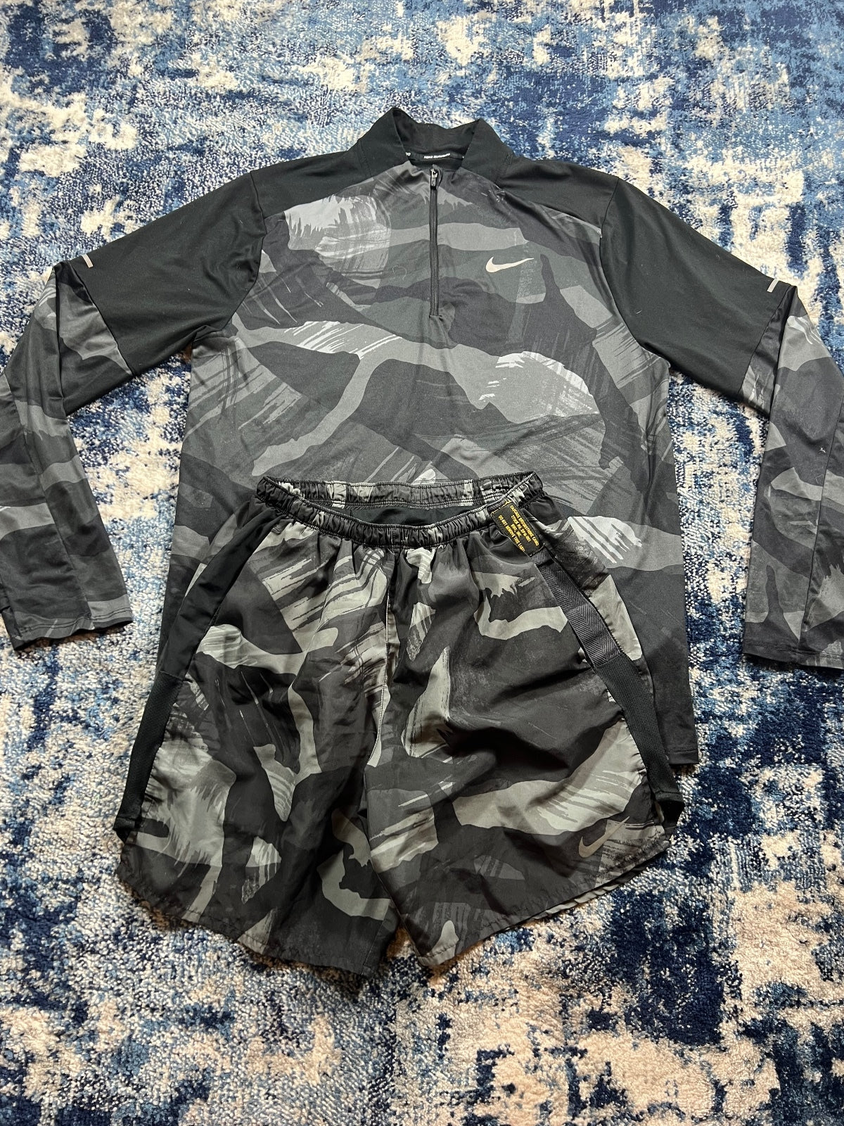 Nike Camo Element 1/4 Zip / Challenger Shorts Running Gym Tracksuit Set – Gray, Men's Medium in Gray, men's Medium – detail…