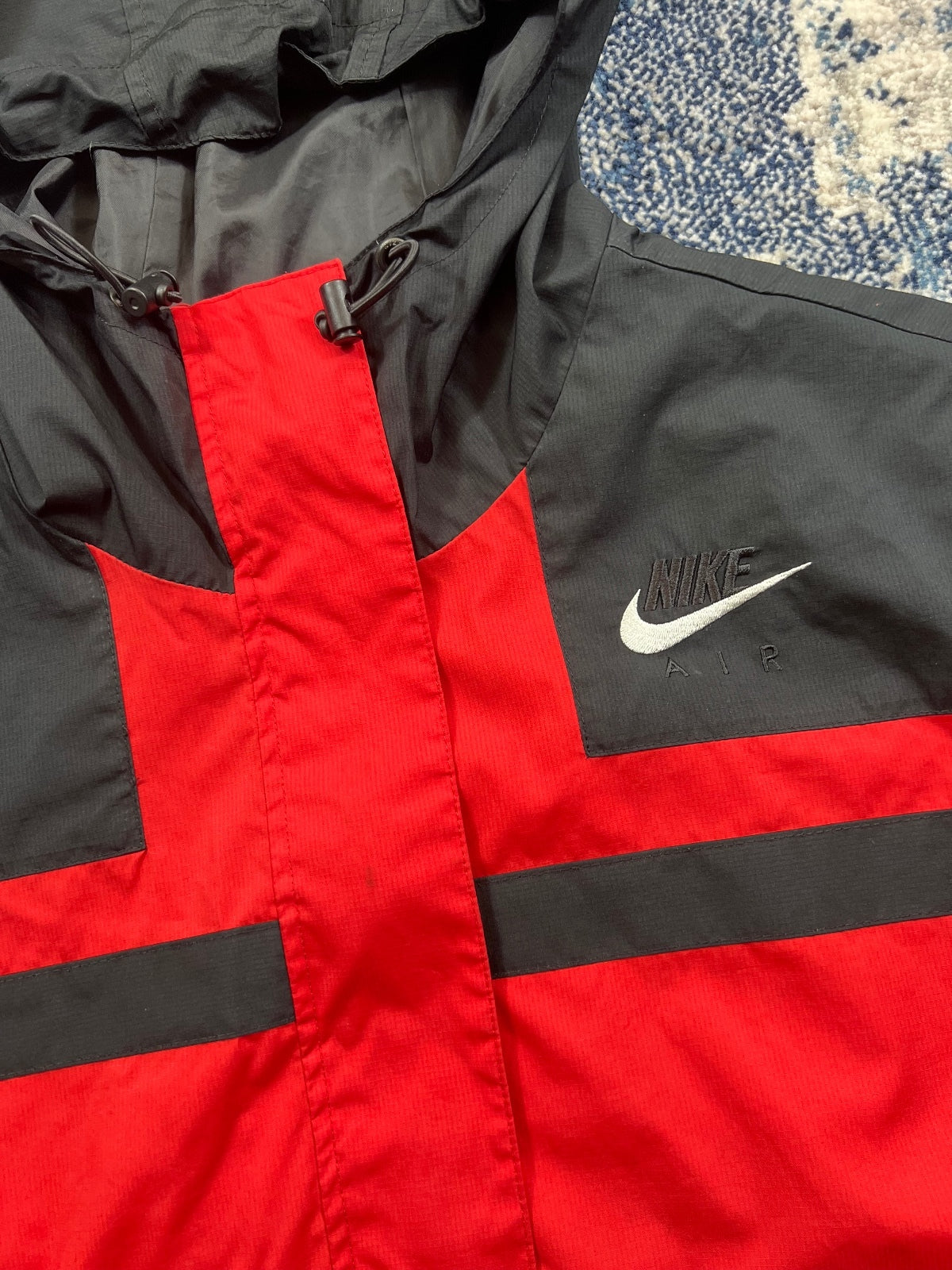 Nike Air ‘Dave’ 1/2 Zip Hoodie Woven Jacket – Red / Black, Men's Medium in Red / Black, men's Medium – detail view