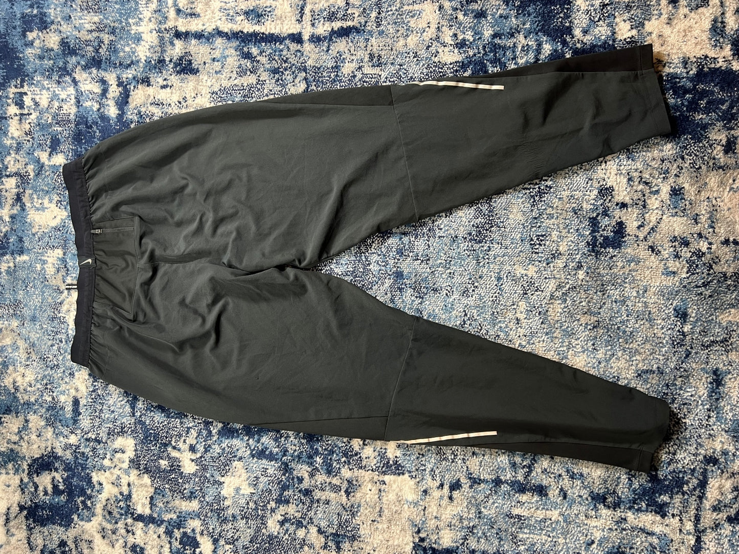 Nike Shield Running Phenom Elite Tracksuit Bottoms – Black, Men's Medium in Black, men's Medium – detail view