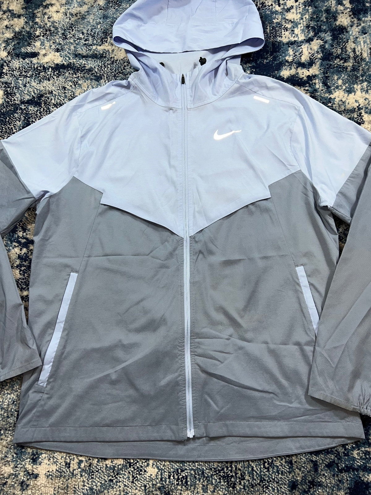 Nike Packable Repel Miler Windrunner Jacket / Challenger Shorts Set – LightBlue, Men's Small in LightBlue, men's Small –…