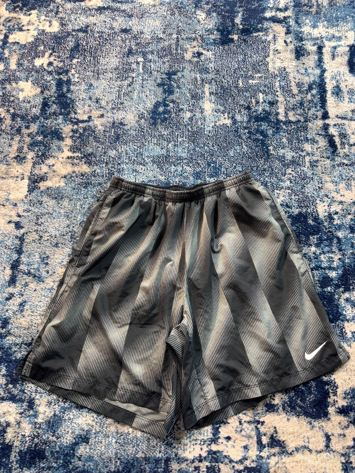 Nike Rare Dri Fit Challenger Shorts – Black, Men's Large in Black, men's Large – detail view