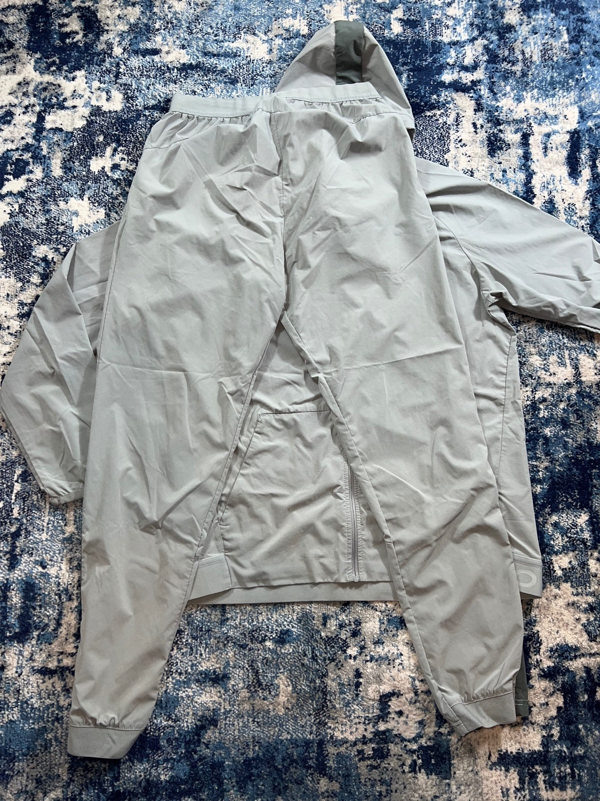 Nike Pro Vent Max Training Tracksuit Set – Gray, Men's Medium in Gray, men's Medium – detail view