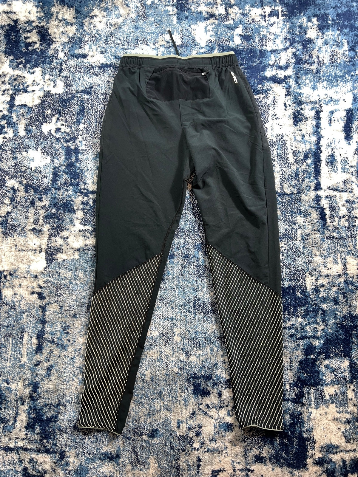 Nike Running Division Tracksuit Bottoms – Black, Men's Small in Black, men's Small – detail view