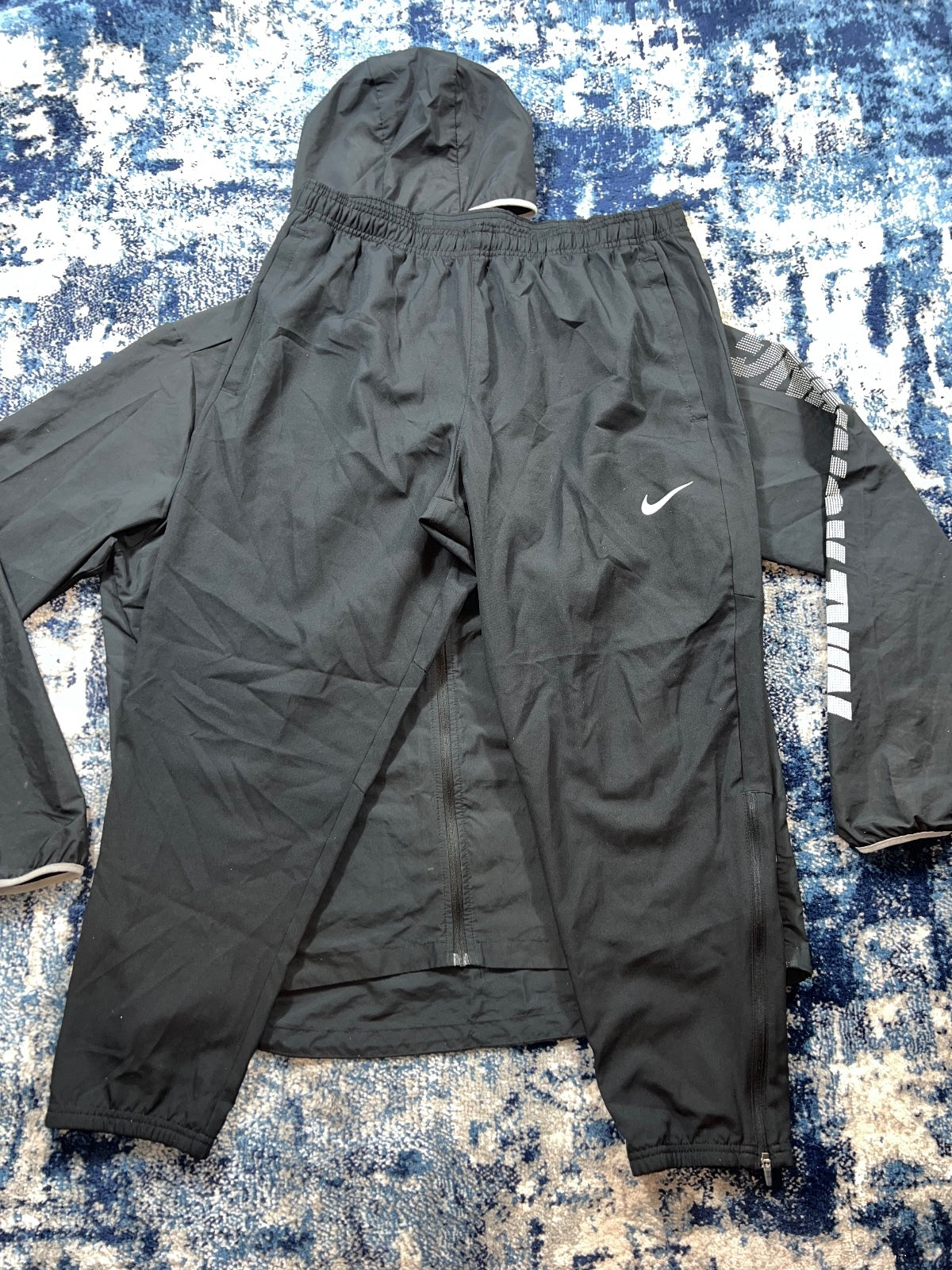 Nike Running Windrunner Jacket / Dri Fit Bottoms Tracksuit Set – Black, Men's Large in Black, men's Large – detail view