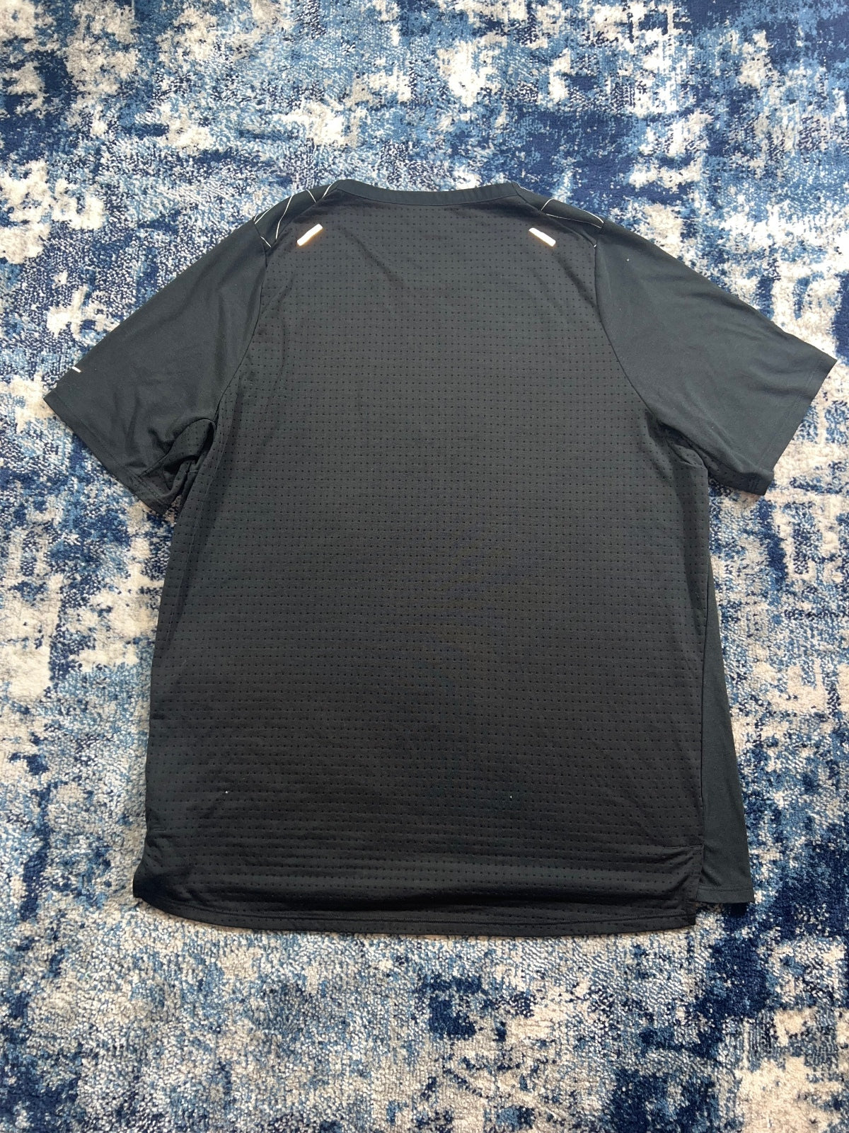 Nike Running Division Dri-FIT Miler Rise 365 T-Shirt - product image