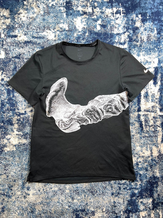 Nike Miler ‘Bone’ Running Division T Shirt – Black, Men's Medium in Black, men's Medium – front view