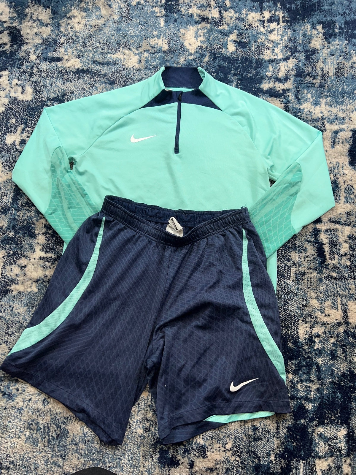 Nike Strike Academy 1/4 Zip / Shorts Tracksuit Set – Mint, Men's Medium in Mint, men's Medium – alternate view