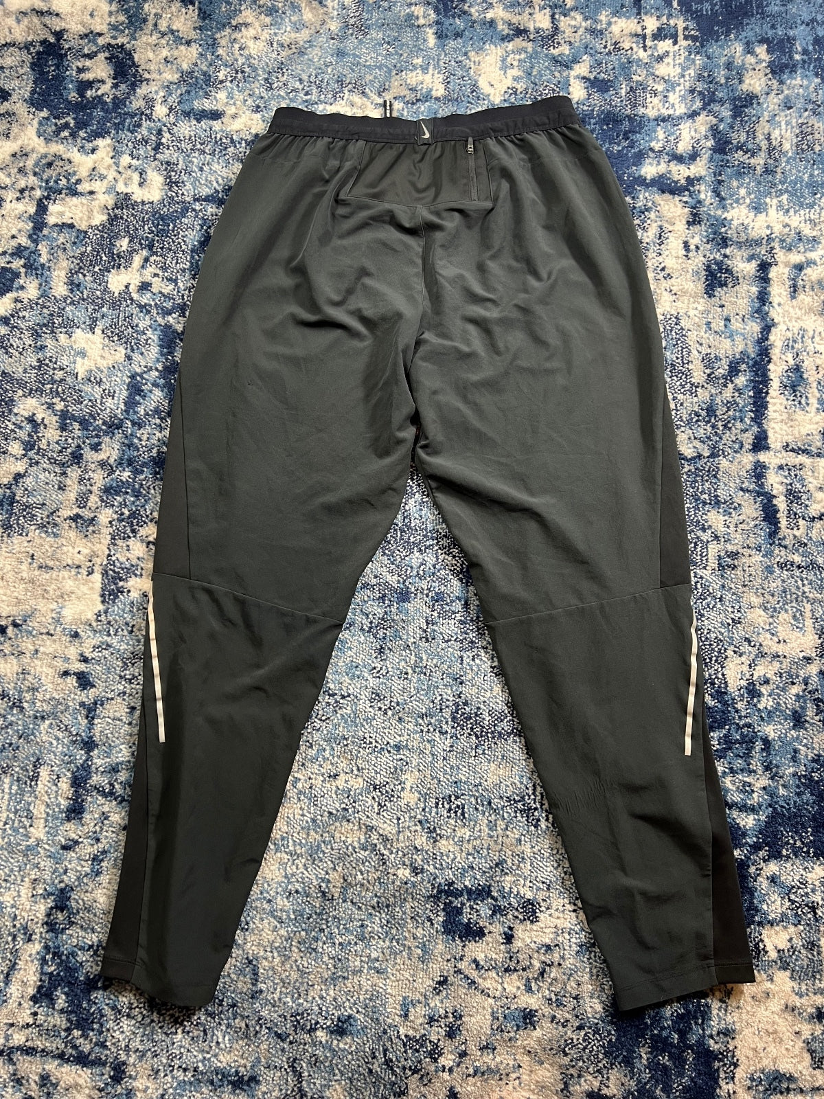 Nike Shield Running Phenom Elite Tracksuit Bottoms – Black, Men's Medium in Black, men's Medium – detail view