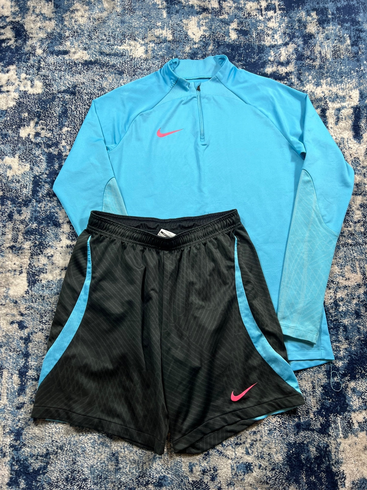 Nike Strike Academy Dri Fit 3 Piece Tracksuit Set – Blue, Men's Medium in Blue, men's Medium – detail view