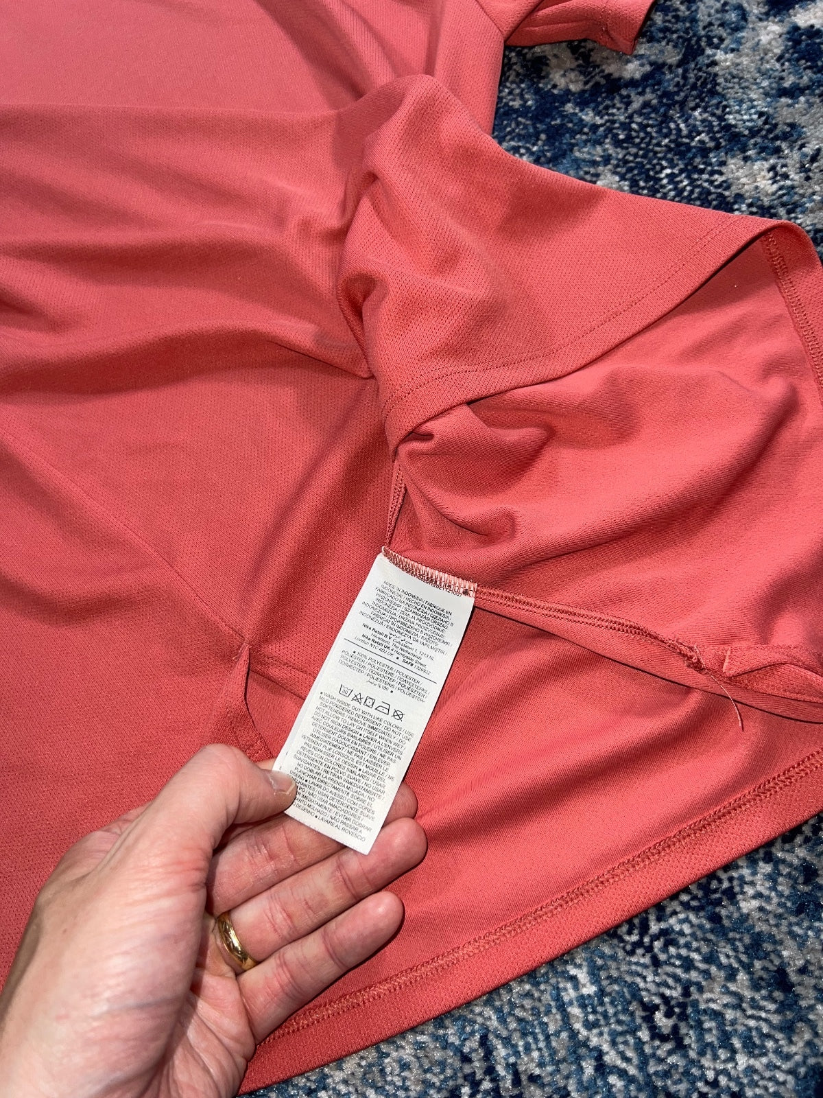 Nike Miler T Shirt / Challenger Shorts Running Gym Set – Red, Men's Medium in Red, men's Medium – detail view