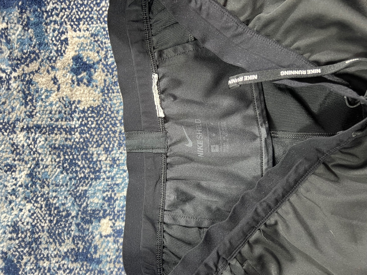Nike Shield Running Phenom Elite Tracksuit Bottoms – Black, Men's Medium in Black, men's Medium – detail view