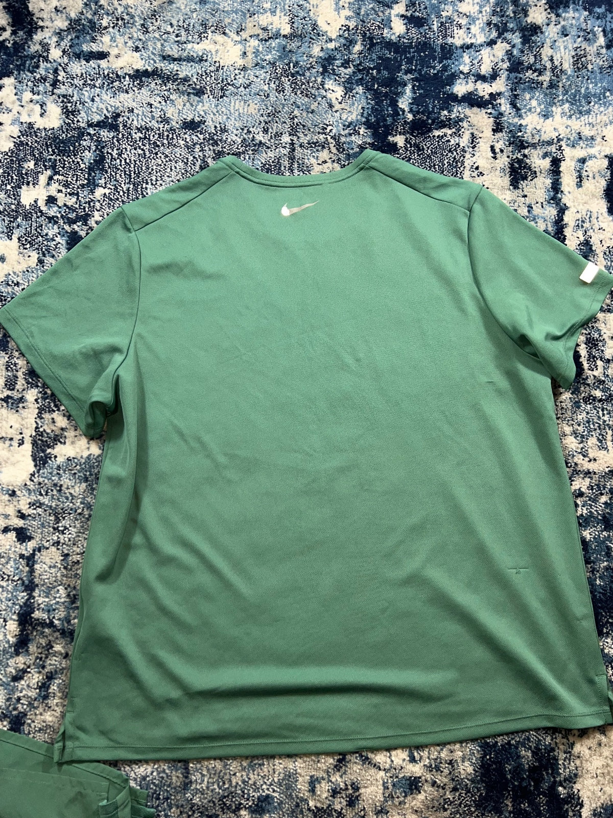 Nike Flash Miler T Shirt / Challenger Shorts Running Gym Set – Teal Green, Men's XL in Teal Green, men's XL – detail view