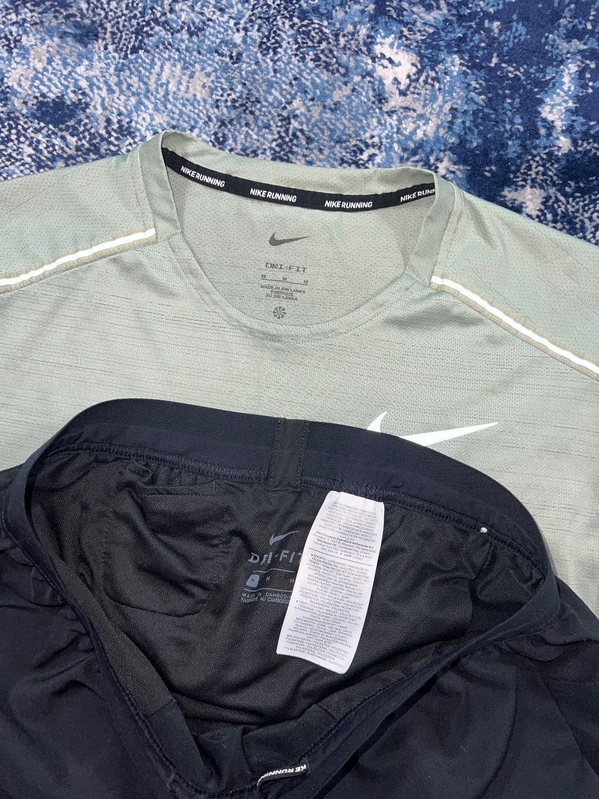 Nike Miler T Shirt / Flex Stride Shorts Running Gym Set – Green, Men's Medium in Green, men's Medium – detail view