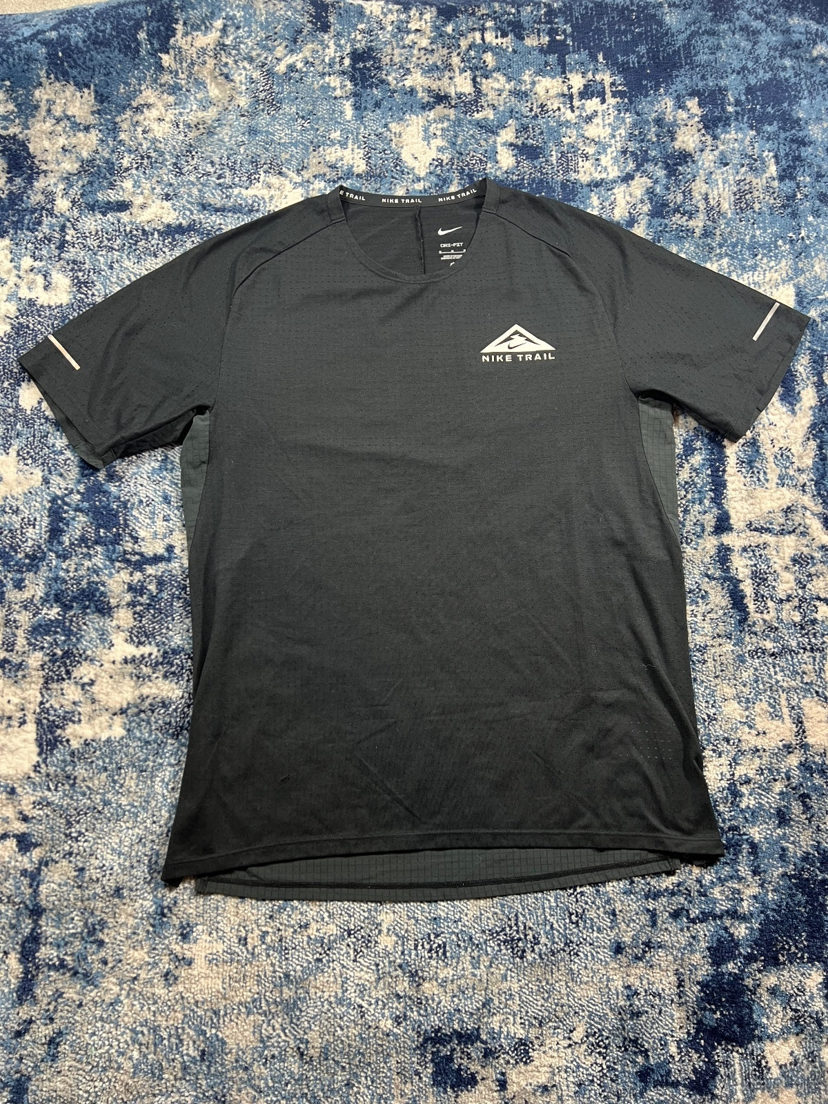 Nike Trail T Shirt / Flex Stride Shorts Bundle – Blue, Men's Medium in Blue, men's Medium – detail view