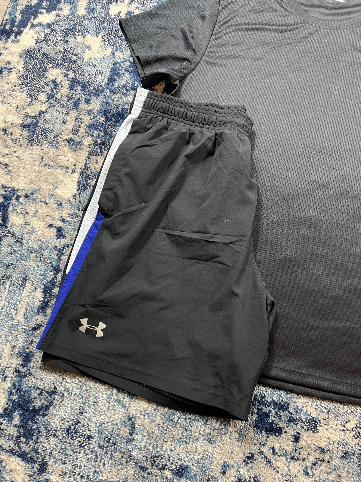 Under Armour T Shirt and Shorts Set – Black, Men's XL in Black, men's XL – alternate view