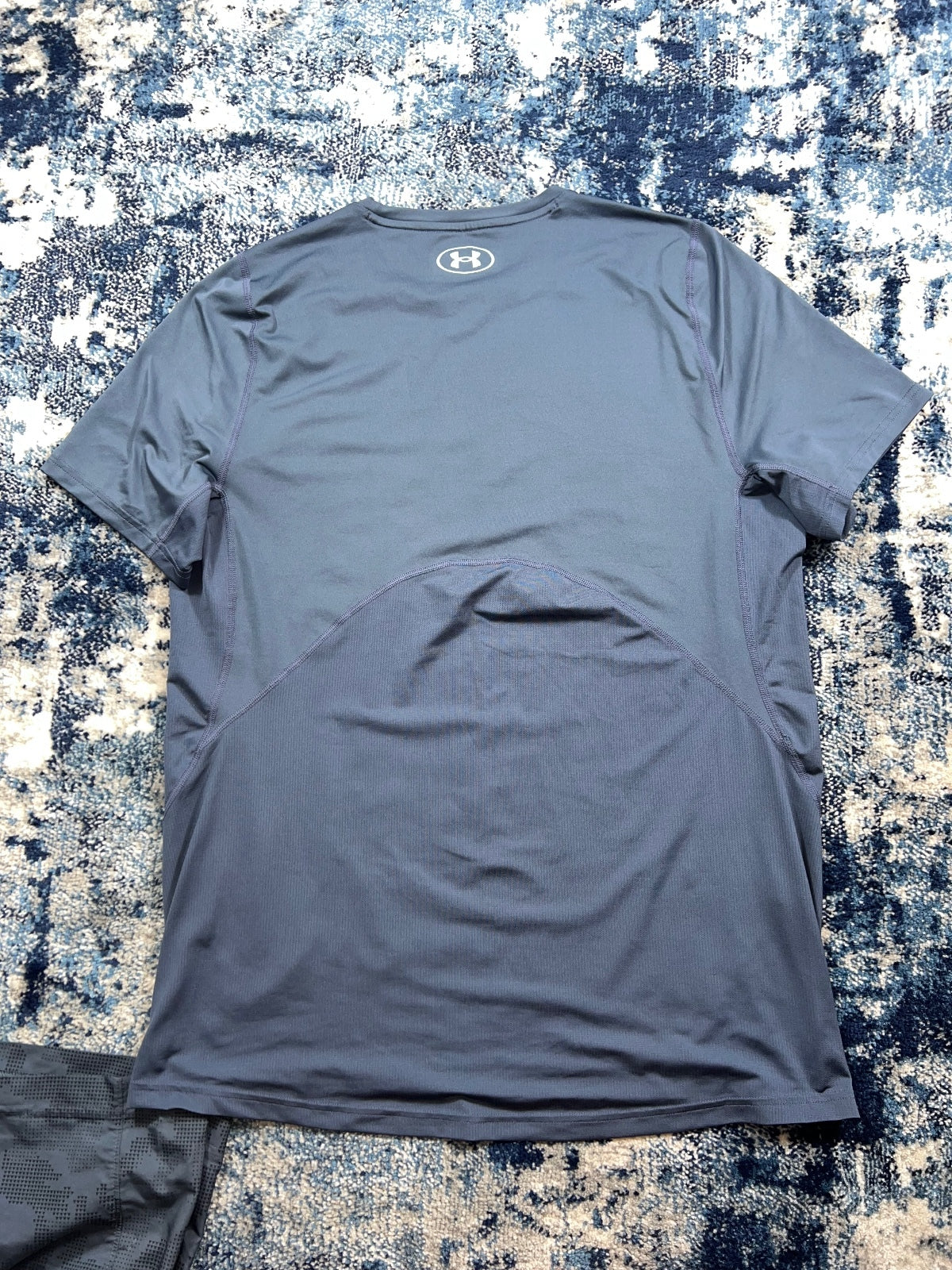 Under Armour T Shirt and Shorts Set – Blue Camo, Men's Medium in Blue Camo, men's Medium – detail view