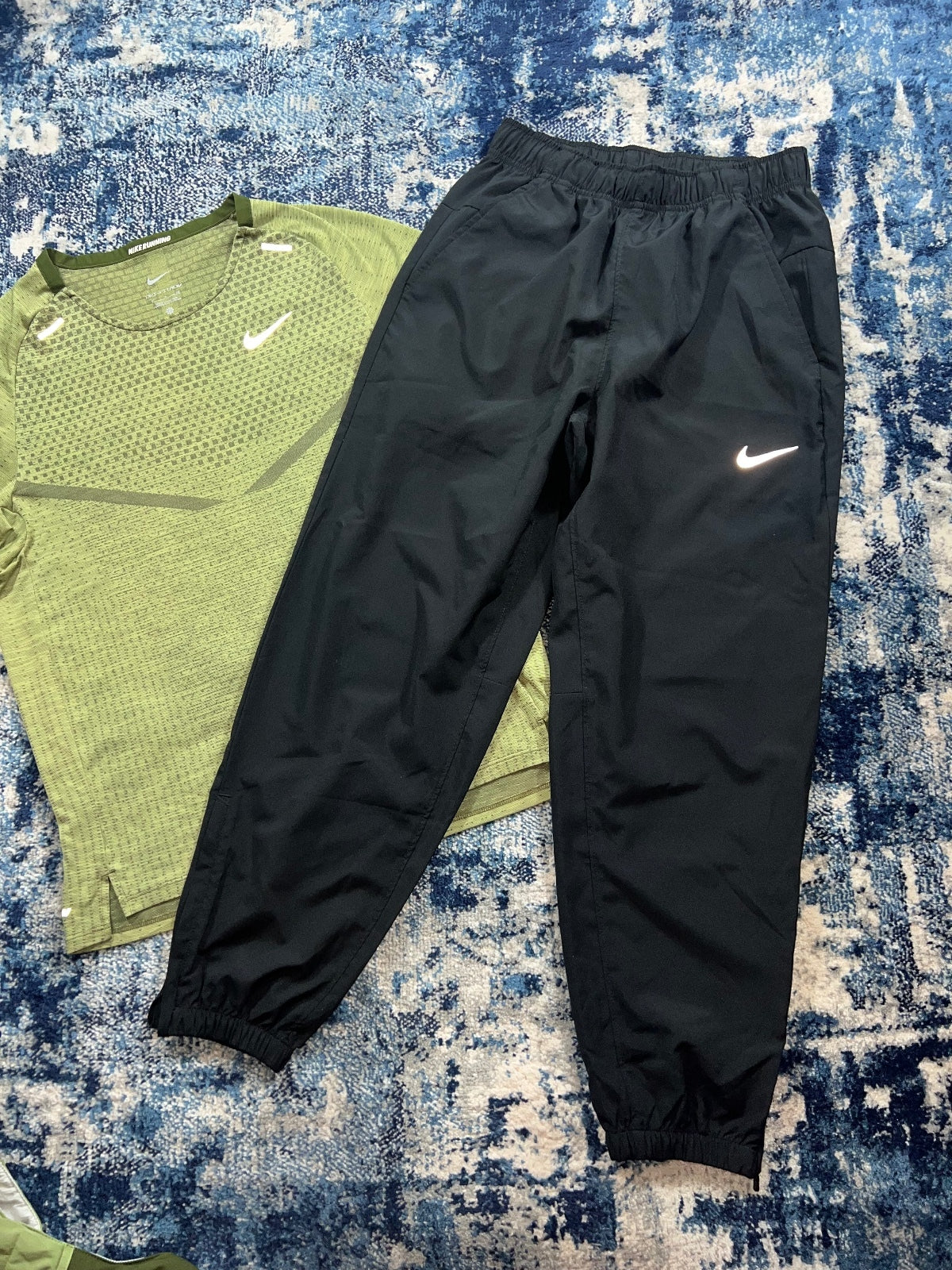 Nike Therma-FIT Gilet / Tech Knit ADV / Form Bottoms Tracksuit 3 Piece Set - product image
