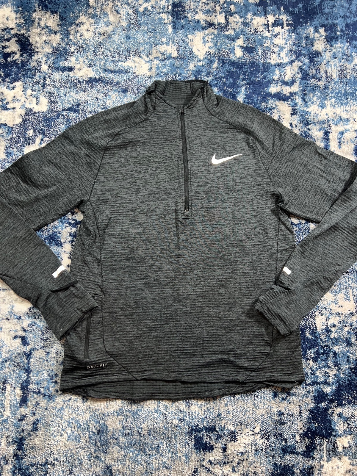Nike Element Sphere Running 1/2 Zip – Gray, Men's Medium in Gray, men's Medium – detail view