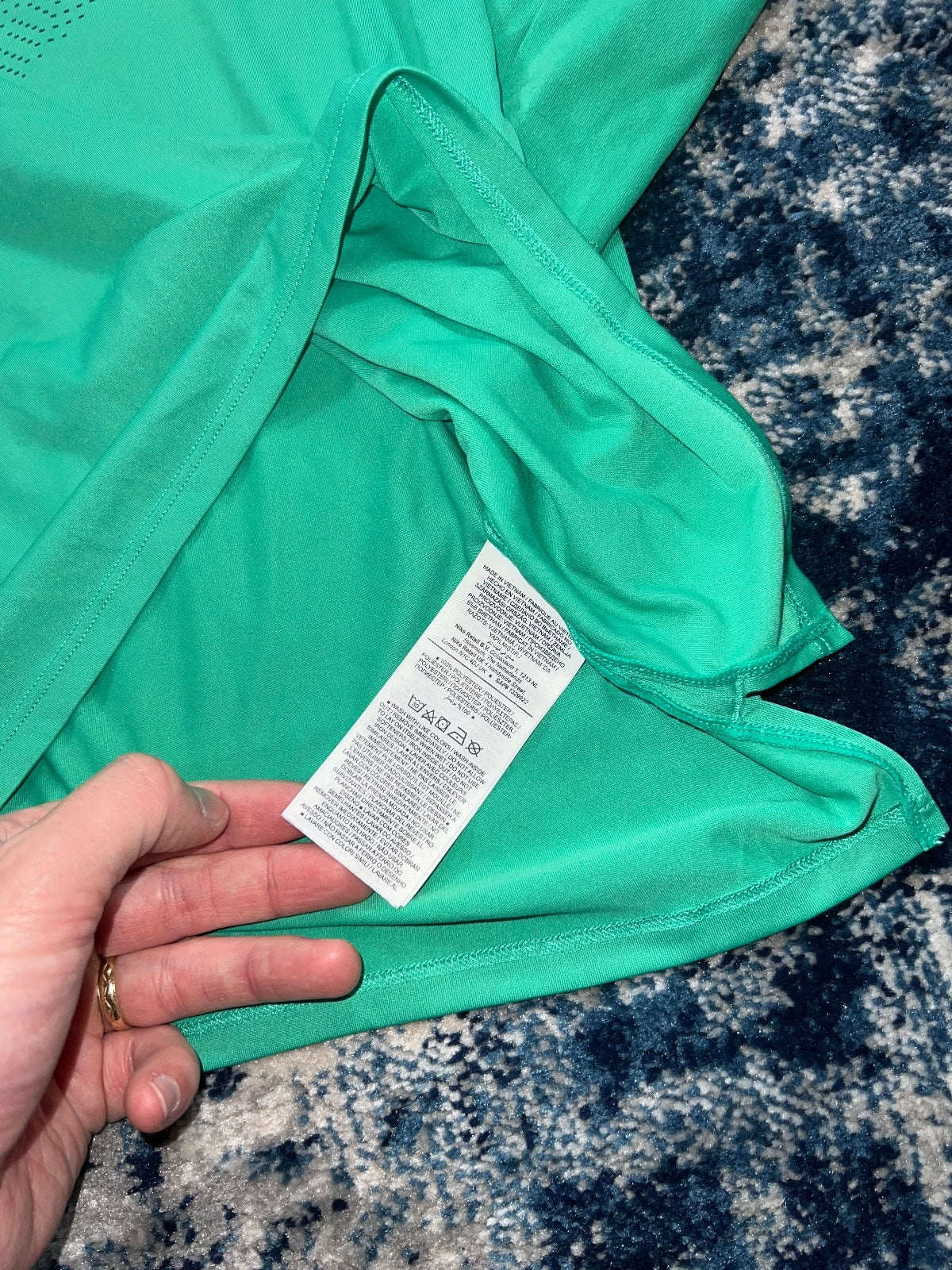 Nike Running Division 1/4 Zip 3 Piece Tracksuit Set – Green, Men's Medium in Green, men's Medium – detail view