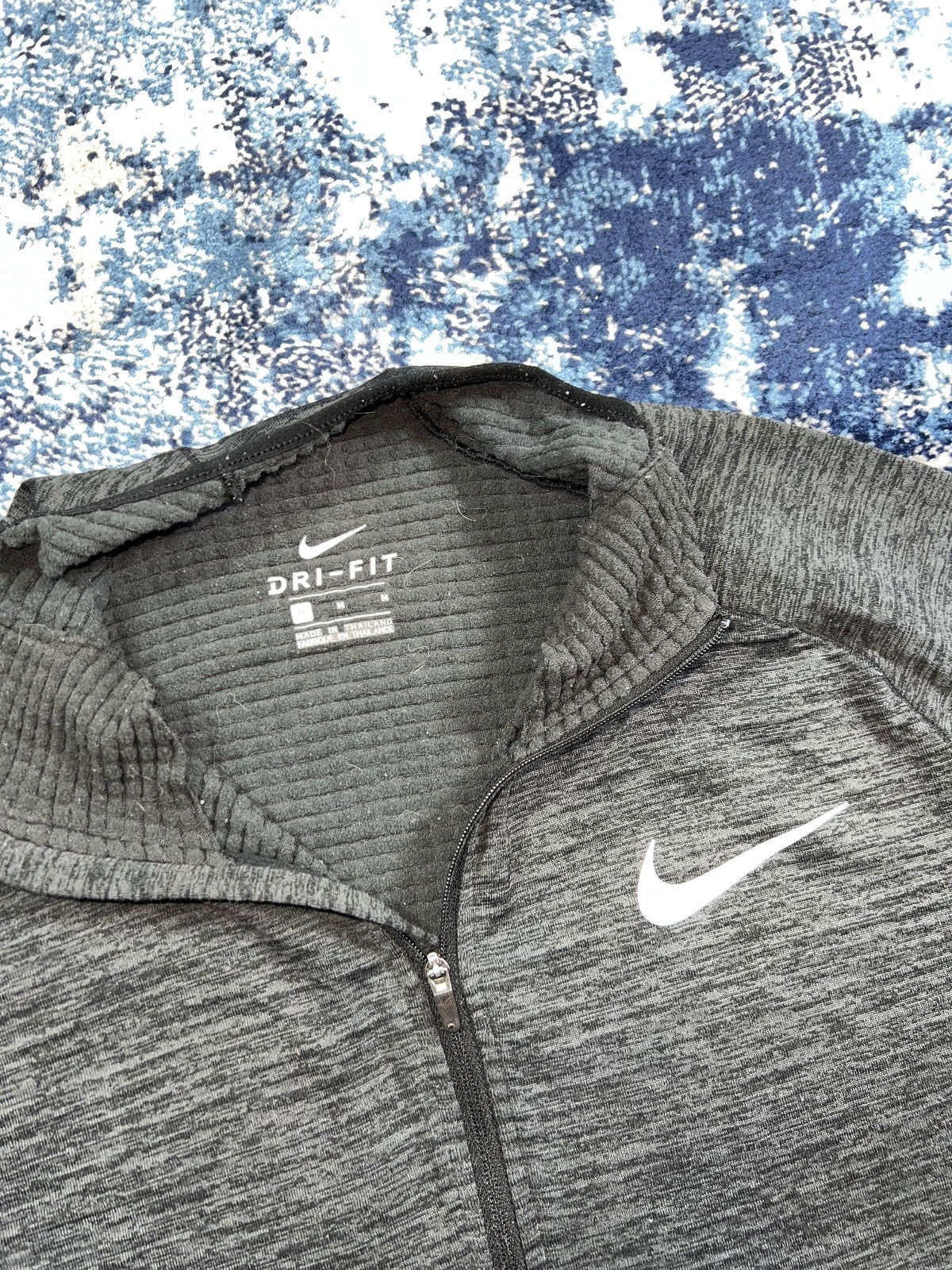 Nike Element Sphere Running 1/2 Zip – Gray, Men's Medium in Gray, men's Medium – detail view