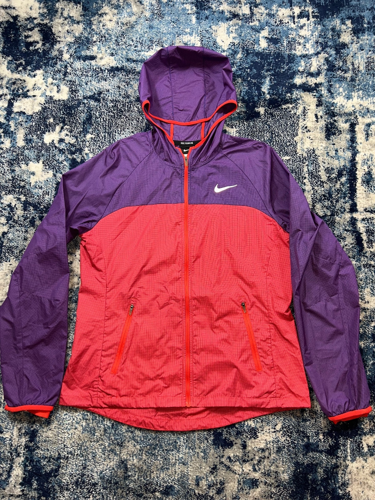 Nike Women’s Windrunner Jacket – Purple, Women's Small in Purple, men's Small – detail view