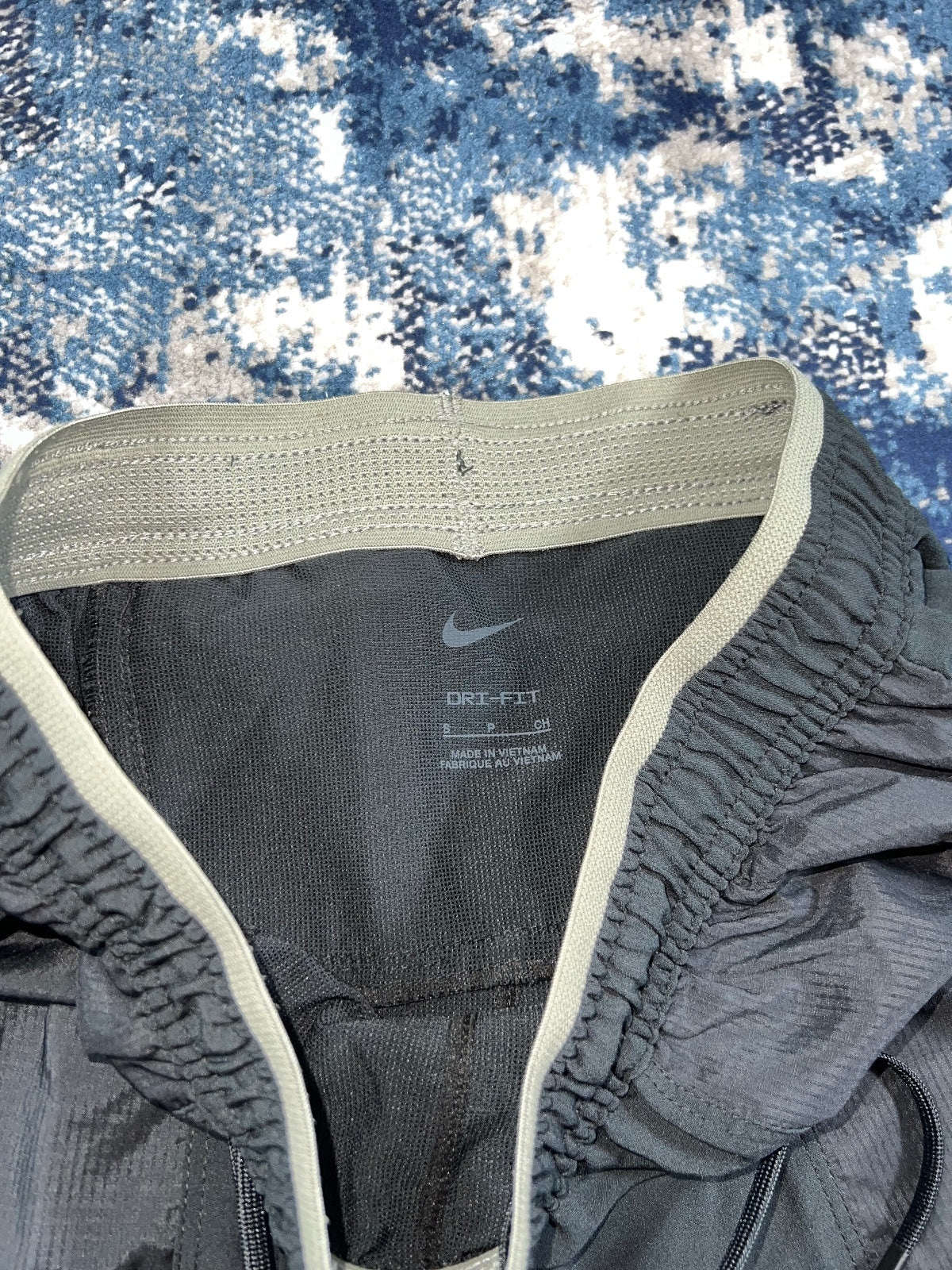Nike Running Division Tracksuit Bottoms – Black, Men's Small in Black, men's Small – detail view