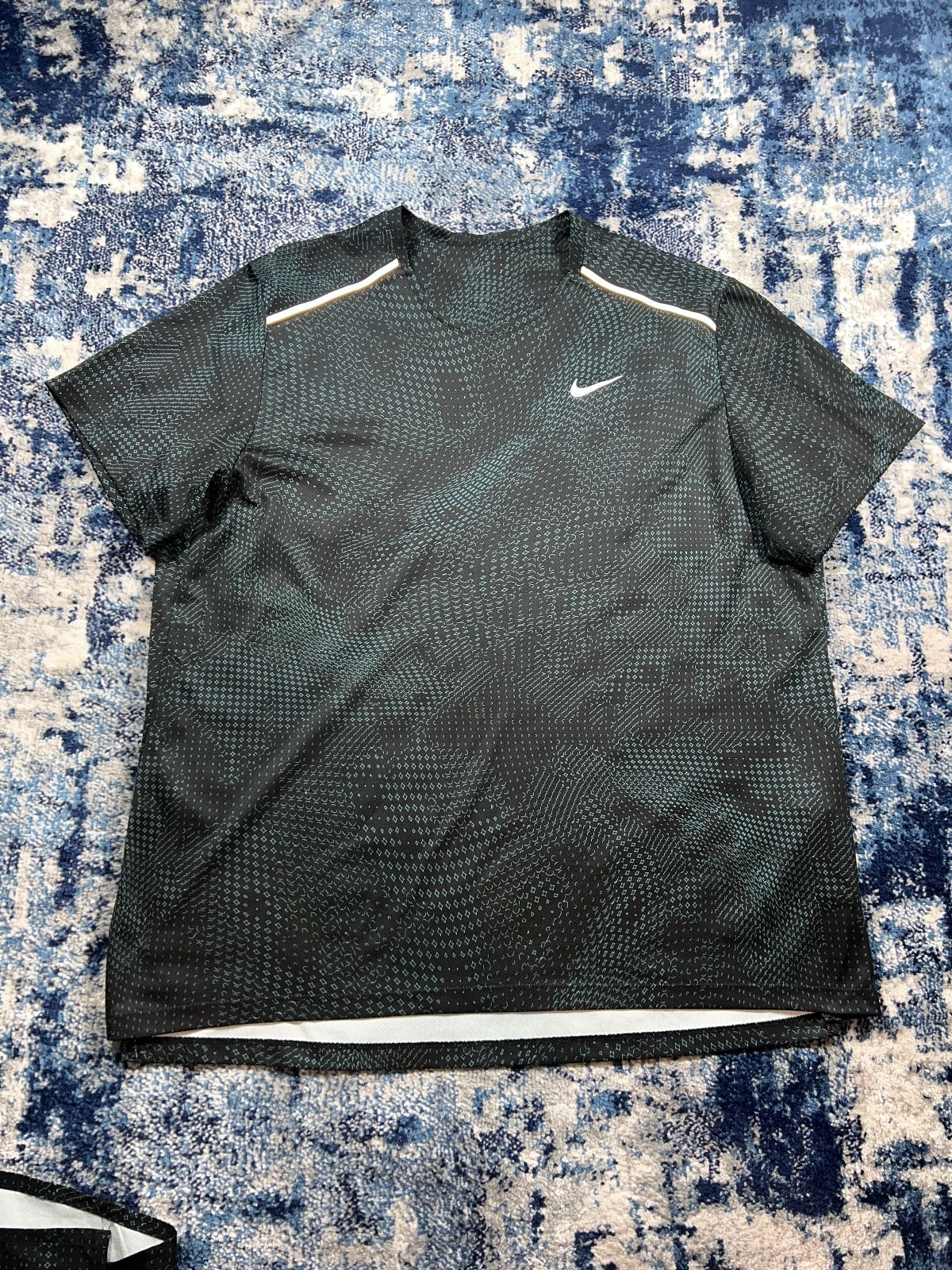 Nike Festival Repel Miler Windrunner 3 Piece Tracksuit Set – DarkGreen, Men's XL in DarkGreen, men's XL – detail view