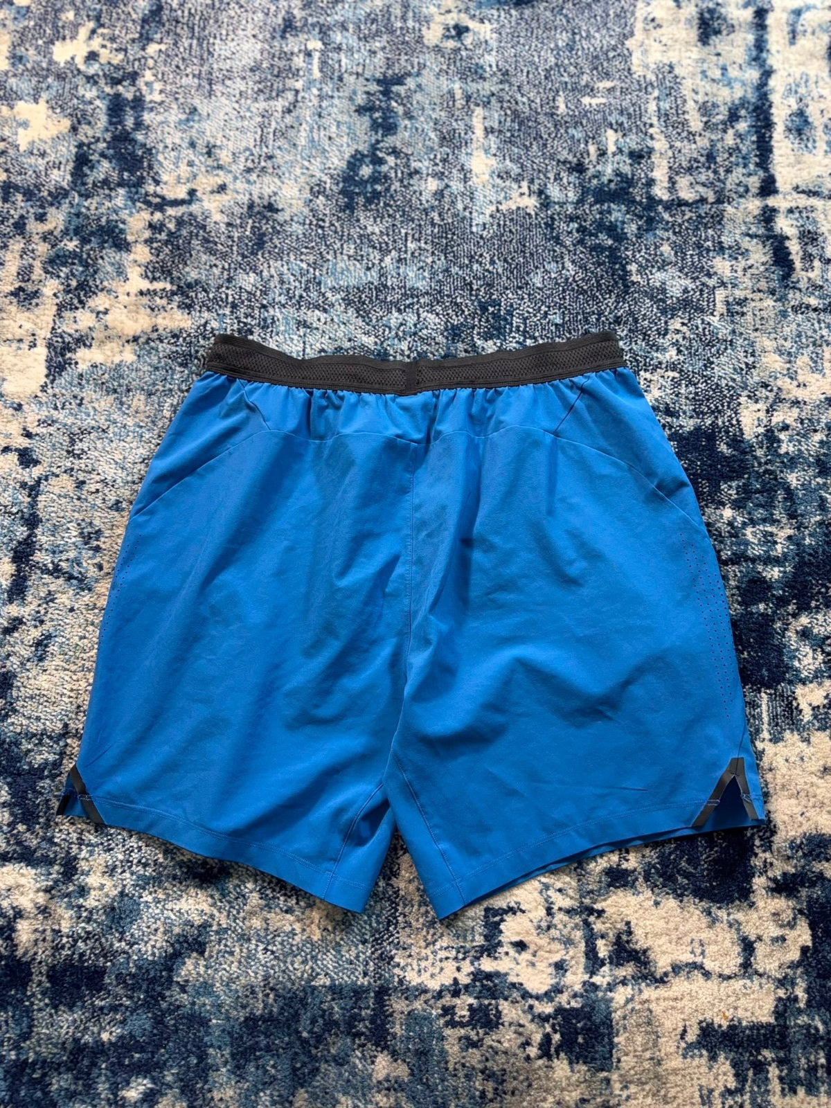 Gymshark Active Shorts – Blue, Men's Medium in Blue, men's Medium – detail view