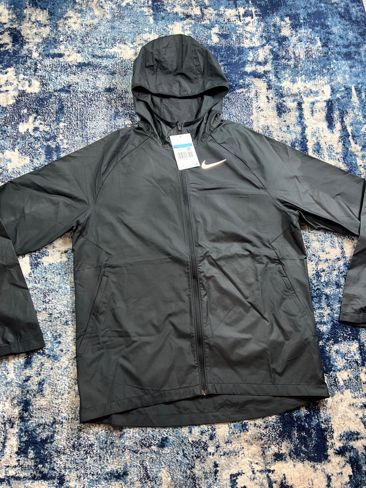 Nike Essentials Dri Fit Windrunner Jacket – Black, Men's Medium in Black, men's Medium – detail view