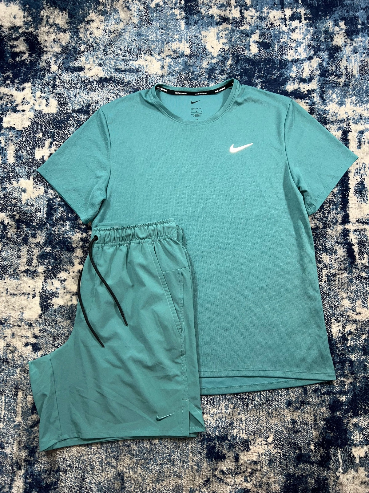 Nike Miler T Shirt / Unlimited Shorts Running Gym Set – Teal Green, Men's Medium in Teal Green, men's Medium – front view