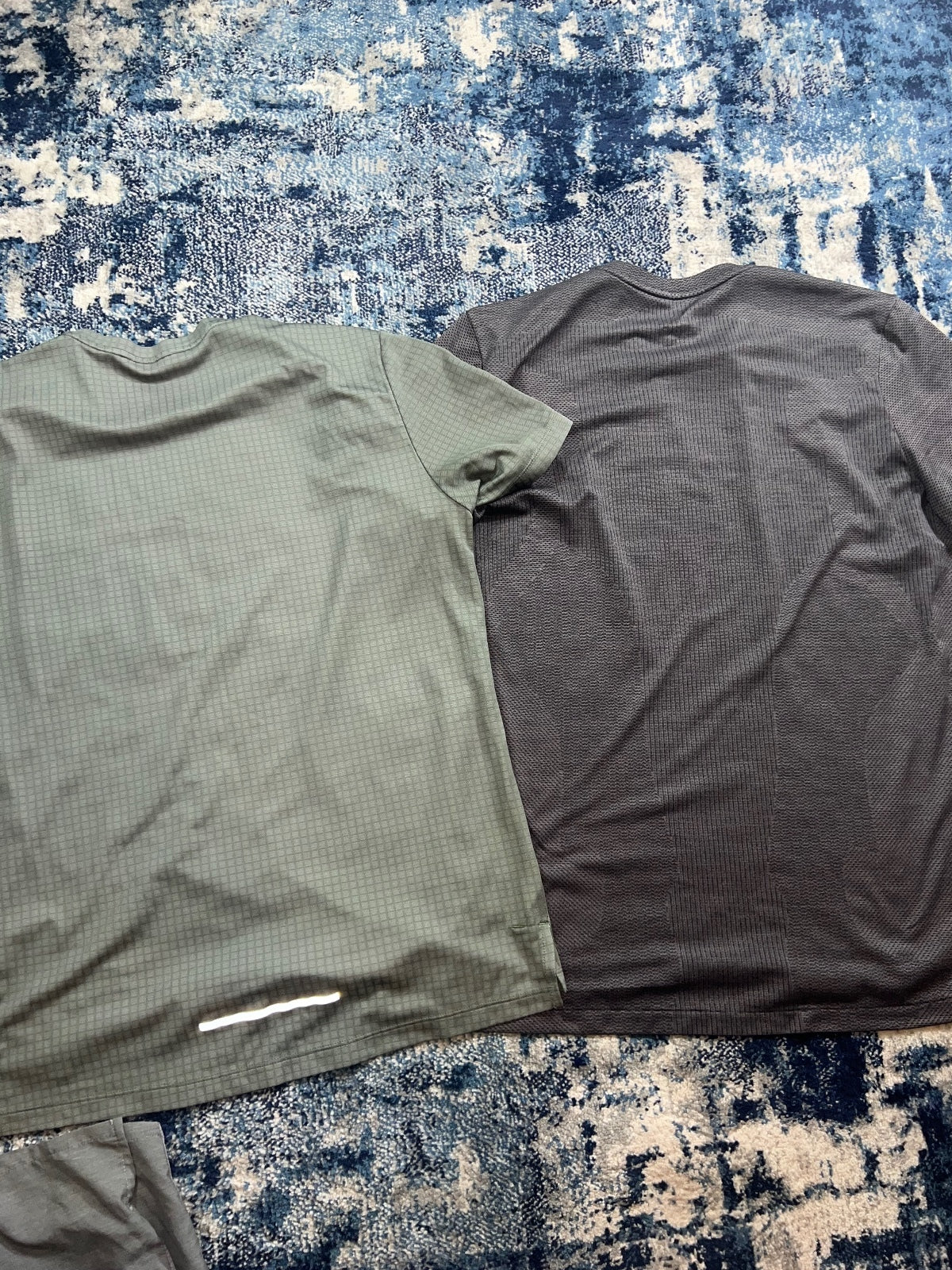 Nike Miler / Tech Knit T-Shirt + Challenger Shorts Bundle Set - product image