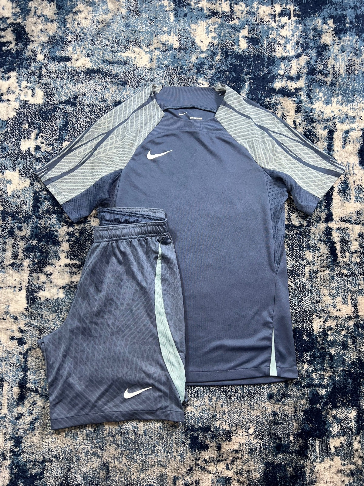Nike Strike Academy Dri Fit T Shirt and Shorts Set – Blue, Men's Small in Blue, men's Small – front view