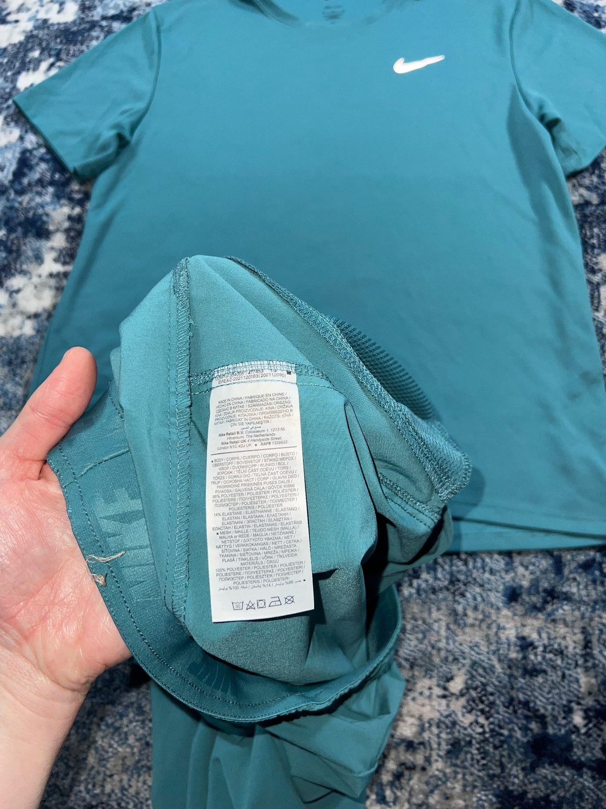 Nike Miler T Shirt / Unlimited Shorts Running Gym Set – Teal Green, Men's Medium in Teal Green, men's Medium – detail view