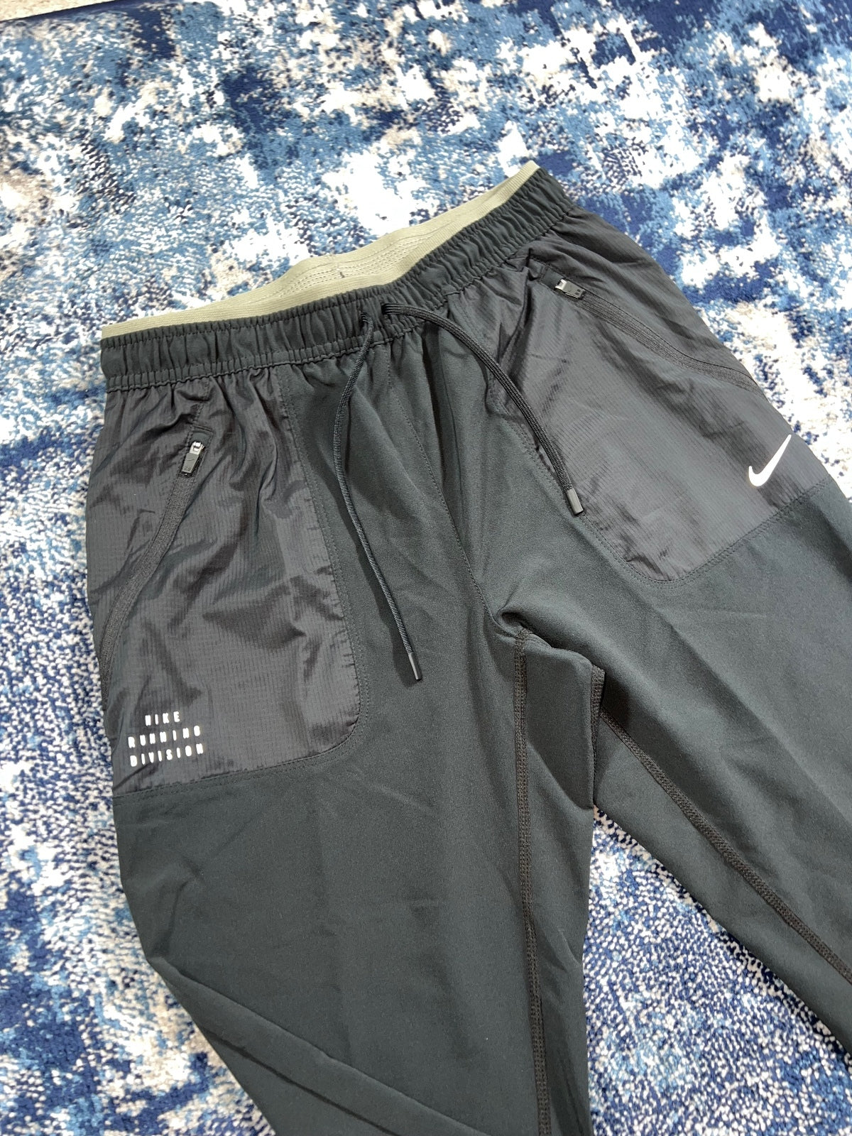 Nike Running Division Tracksuit Bottoms – Black, Men's Small in Black, men's Small – detail view
