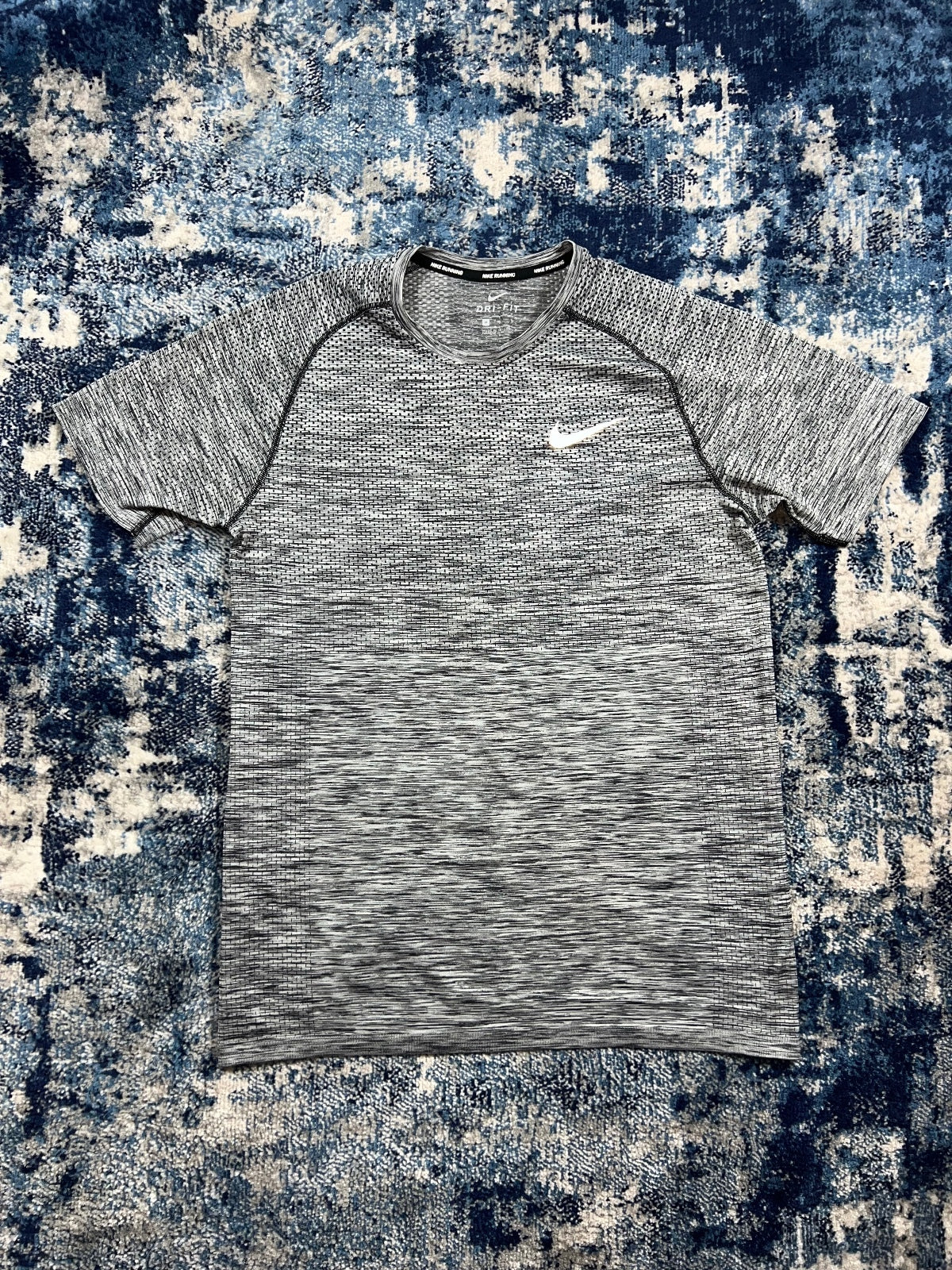 Nike Tech Knit Dri Fit T Shirt – Gray, Men's Medium in Gray, men's Medium – front view