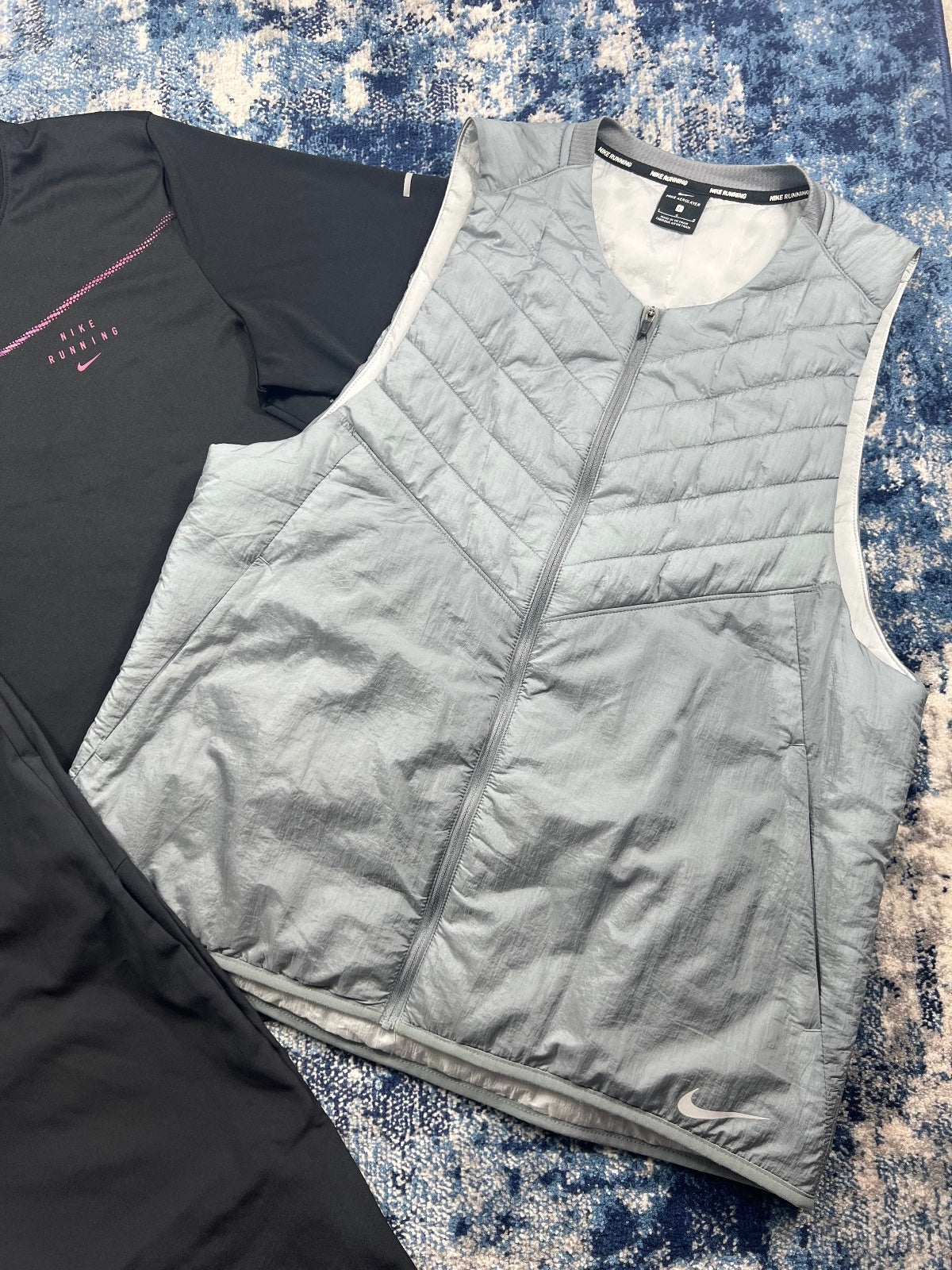 Nike Running Division Miler / Aerolayer Gilet Challenger 3 Piece Tracksuit Set - product image