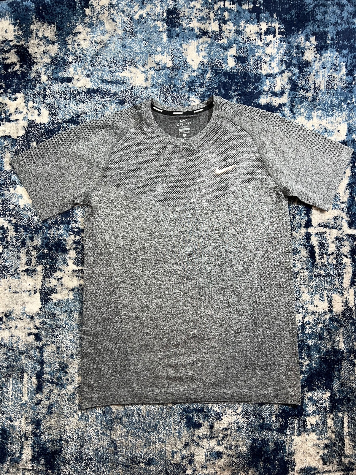 Nike Tech Knit Dri Fit Running T-Shirt – Gray, Men's XL in Gray, men's XL – front view